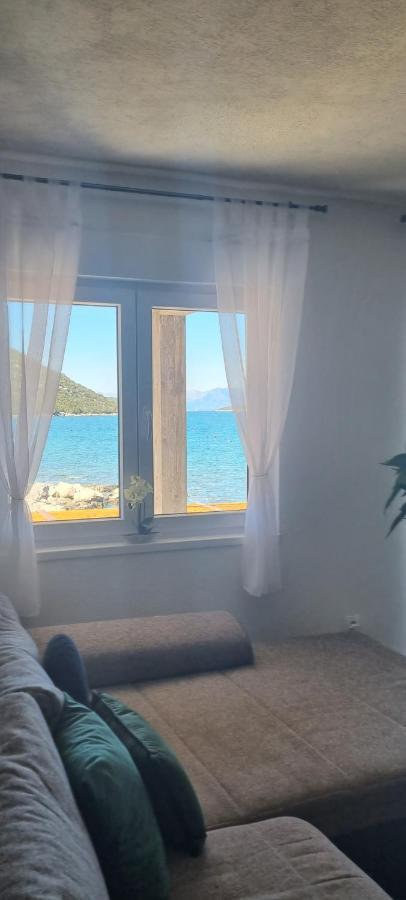 Private Villa By The Sea Жуляна Экстерьер фото
