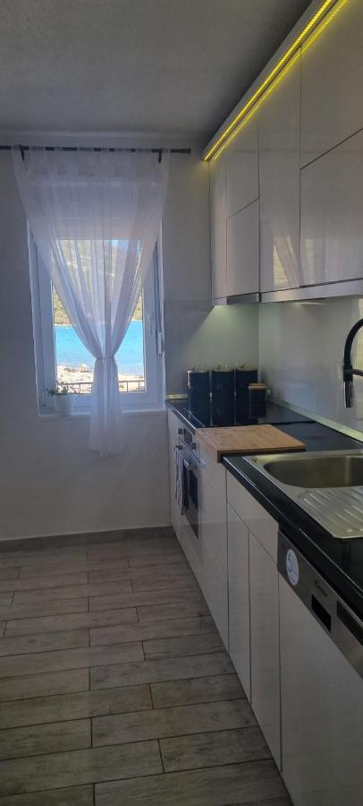 Private Villa By The Sea Жуляна Экстерьер фото