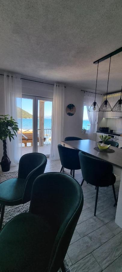 Private Villa By The Sea Жуляна Экстерьер фото