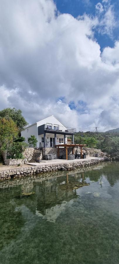 Private Villa By The Sea Жуляна Экстерьер фото